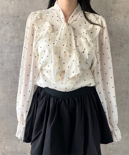 Mejoul（メジュール）の「【2026春夏新作】ドット柄シアーフリルボウタイブラウス（シャツ/ブラウス・レディース・アイボリー・M/L）」の5枚目の写真