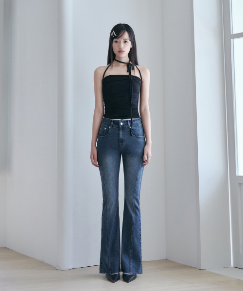 OURDAYZ（アワーデイズ）の「スラッシュラインブーツカットデニムパンツ[ブルー]（デニムパンツ・レディース・その他・LARGE/MEDIUM/SMALL）」の3枚目の写真