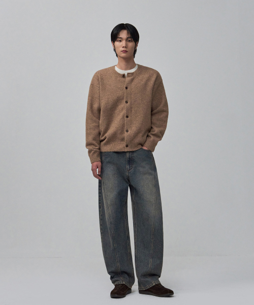 OURDAYZ（アワーデイズ）の「ウェイビー カーブド ツイスト バルーンデニムパンツ [FOG BLUE]（デニムパンツ・レディース・その他・MEDIUM/LARGE/X-LARGE/SMALL）」の5枚目の写真