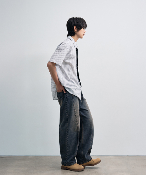 OURDAYZ（アワーデイズ）の「ウェイビー カーブド ツイスト バルーンデニムパンツ [FOG BLUE]（デニムパンツ・レディース・その他・MEDIUM/LARGE/X-LARGE/SMALL）」の11枚目の写真