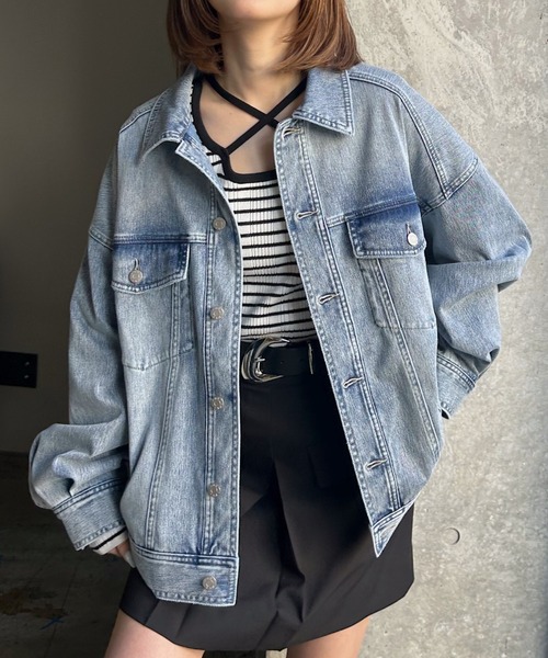 PAGEBOY（ページボーイ）の「＜まるでデニム見え！/紫外線カット/ストレッチ＞マルデニＧジャン（ブルゾン・レディース・ライトブルー/ブラック/ブルー・FREE）」の2枚目の写真