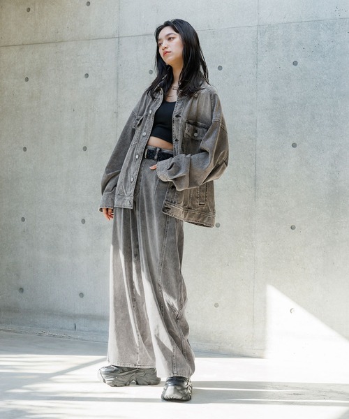 PAGEBOY（ページボーイ）の「＜まるでデニム見え！/紫外線カット/ストレッチ＞マルデニＧジャン（ブルゾン・レディース・ライトブルー/ブラック/ブルー・FREE）」の15枚目の写真