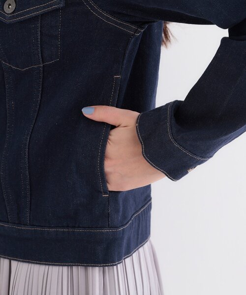 SHOO・LA・RUE（シューラルー）の「【SHOO・LA・RUE DENIM】大人のための ストレッチ コンパクトデニムジャケット（デニムジャケット・レディース・ネイビー/ライトグレー/ライトブルー・01/02/03/04）」の21枚目の写真