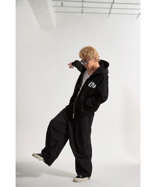 セール】【IAMU】Zip Up Hoodie スターモチーフ ジップアップパーカー