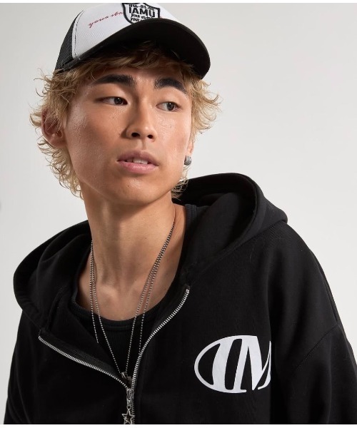 CREO STORE(クレオストア)の「【IAMU】Zip Up Hoodie スターモチーフ ジップアップパーカー(ユニセックス)(パーカー・レディース・ブラック・FREE)」の7枚目の写真