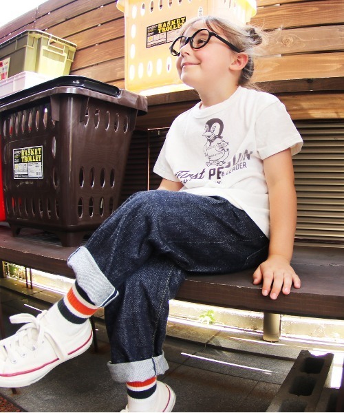 DENIM DUNGAREE(デニムダンガリー)の「PENNIE Tee(Tシャツ/カットソー・キッズ・オフホワイト/ホワイト・125/115/105)」の5枚目の写真