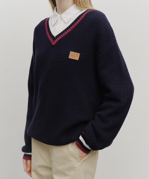 MARITHE + FRANCOIS GIRBAUD(マリテフランソワジルボー)の「V NECK KNIT PULLOVER(ニット/セーター・レディース・アイボリー/ネイビー系・MEDIUM/SMALL)」の19枚目の写真
