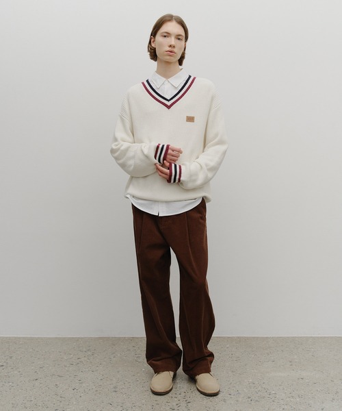 MARITHE + FRANCOIS GIRBAUD(マリテフランソワジルボー)の「V NECK KNIT PULLOVER(ニット/セーター・レディース・アイボリー/ネイビー系・MEDIUM/SMALL)」の7枚目の写真