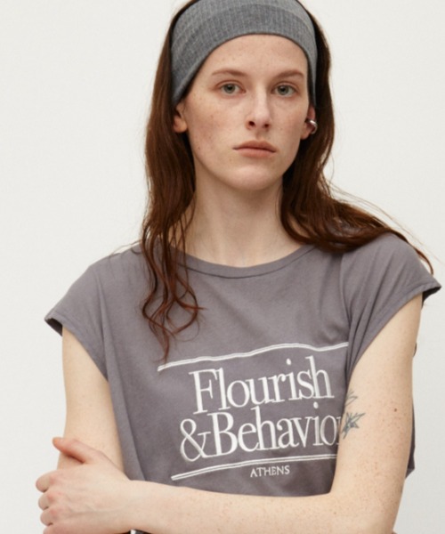 Auntie Rosa Holiday(アンティローザホリデー)の「オーバーサイズシアーノースリ(Tシャツ/カットソー・レディース・ブルー/グレー/ホワイト・FREE)」の15枚目の写真