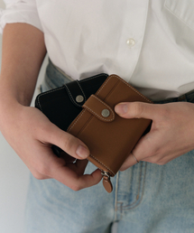 OSTKAKA（オストカーカ）の「ロゴボタン財布 ブラウン（財布）」