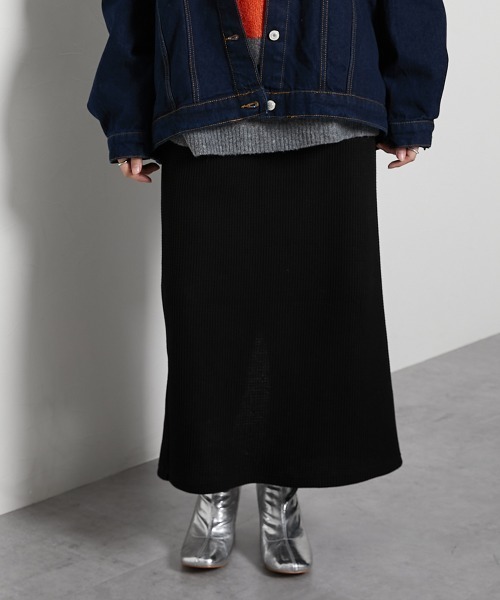 Soiunique（スワユニーク）の「肉厚ワッフル素材Iラインスカート ［Soiunique］（スカート・レディース・イエロー/ブラック/杢グレー・L/M/LL）」の2枚目の写真