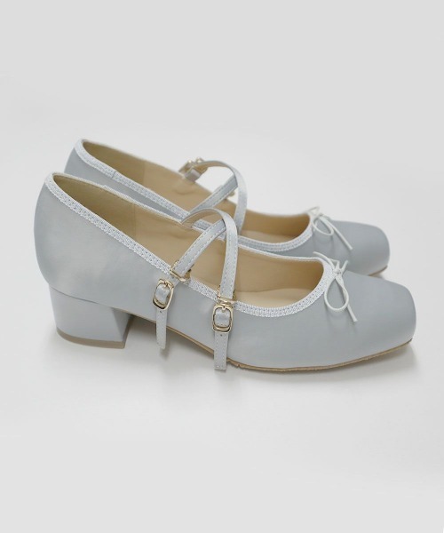 an another angelus（アンアナザーアンジェラス）の「クロスストラップサテンバレエパンプス/fint フィント（パンプス・レディース・ブルーグレー/ブラック・S/L/M）」の14枚目の写真