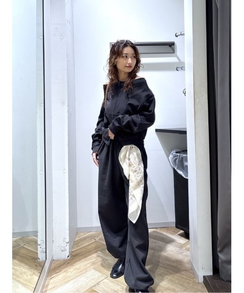 セール】【26年SS新作】【セットアップ対応】OFF SHOULDER ZIP UP