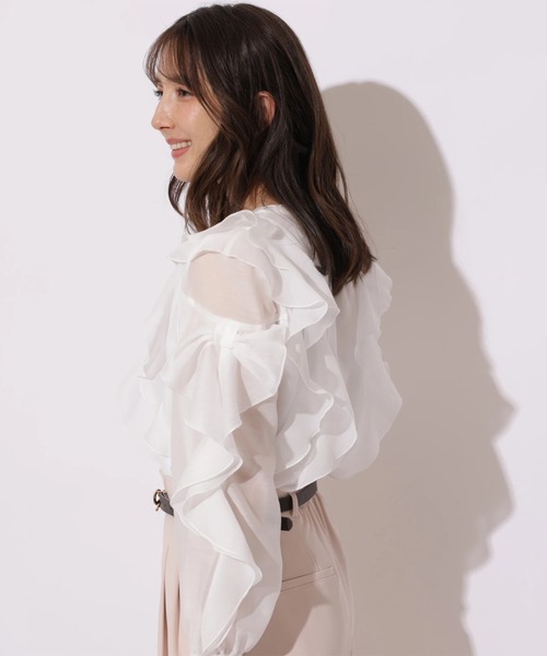 Apuweiser-riche（アプワイザーリッシェ）の「袖リボンフリルブラウス（シャツ/ブラウス・レディース・ピンクベージュ/ライトブルー/ホワイト/ネイビー・2/1）」の9枚目の写真