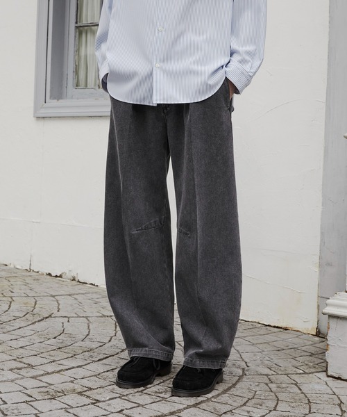 PUBLIC TOKYO（パブリックトウキョウ）の「PUBLIC DENIM エバークリースカーブデニム　/日本製/岡山デニム/ワイドパンツ/バレル/ルーズ（デニムパンツ・メンズ・ダークグレー/インディゴブルー・3/2/1）」の2枚目の写真