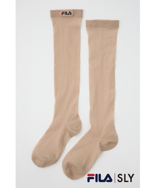 SLY(スライ)の「FILA x SLY LOGO SOCKS フィラスライロゴソックス 春服(ソックス/靴下・レディース・ベージュ/グレー・FREE)」の1枚目の写真