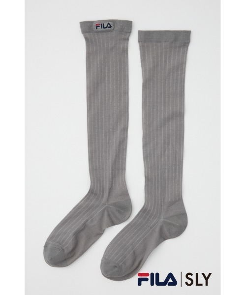 SLY(スライ)の「FILA x SLY LOGO SOCKS フィラスライロゴソックス 春服(ソックス/靴下・レディース・ベージュ/グレー・FREE)」の2枚目の写真