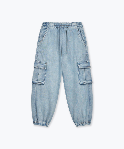 MUSINSA STANDARD KIDS（ムシンサスタンダードキッズ）の「ジャージデニムカーゴジョガーパンツ[ライトインディゴ]（デニムパンツ・レディース・その他・150/140/130/120/110/160）」の3枚目の写真