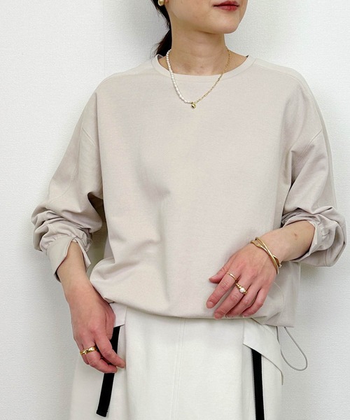 PICCIN（ピッチン）の「裾ドロストプルオーバー（Tシャツ/カットソー・レディース・グレイッシュベージュ/ブルー/オフホワイト・M）」の2枚目の写真