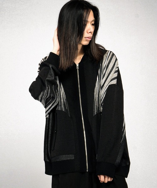 NO ID.（ノーアイディ）の「【NO ID.】Changing Sheer Knit MA-1 Blouson / チェンジングシアーニットMA-1ブルゾン（MA-1・メンズ・ストライプ/ブラック/グレー・ONE SIZE）」の4枚目の写真