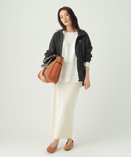 Elura(エルーラ)の「ネオプレーンリバーシブルトートL/660880(トートバッグ・レディース・ブラック/キャメル/オフホワイト・FREE)」の17枚目の写真