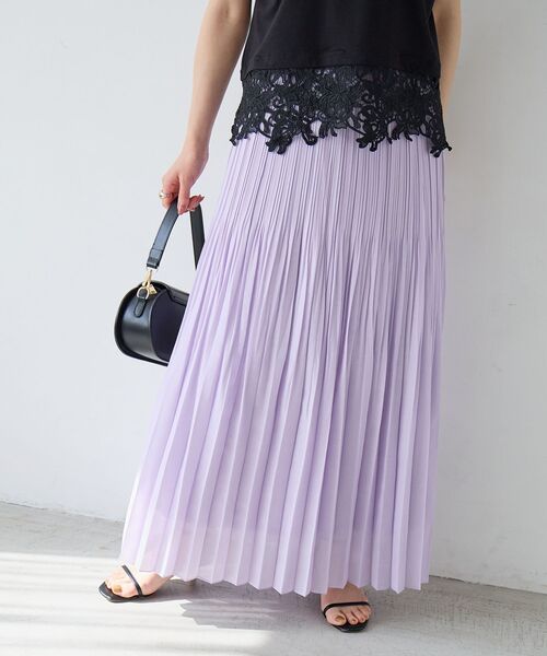 le.coeur blanc（ルクールブラン）の「麻混シアーランダムプリーツスカート（スカート・レディース・チャコールグレー/パープル・38）」の5枚目の写真