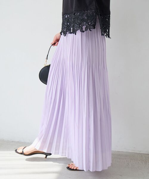 le.coeur blanc（ルクールブラン）の「麻混シアーランダムプリーツスカート（スカート・レディース・チャコールグレー/パープル・38）」の7枚目の写真