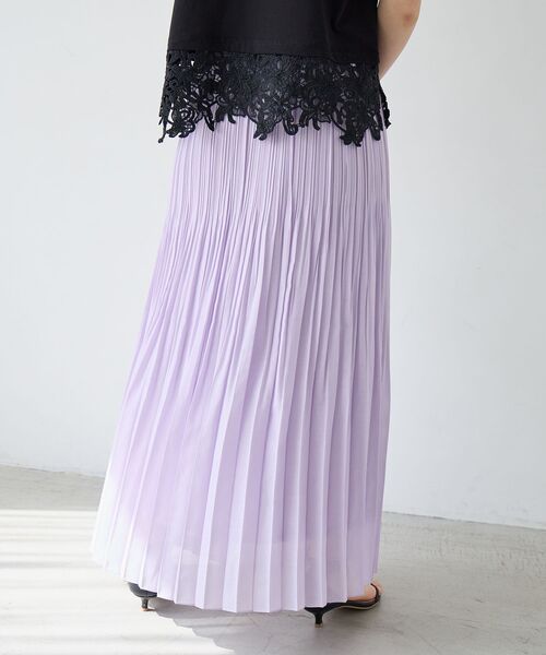 le.coeur blanc（ルクールブラン）の「麻混シアーランダムプリーツスカート（スカート・レディース・チャコールグレー/パープル・38）」の8枚目の写真