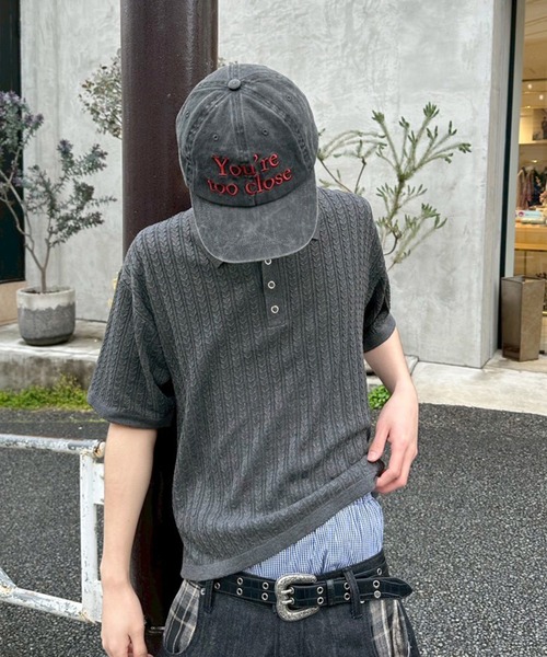 kutir(クティール)の「RINGSNAP CABLE KNIT POLO/リングスナップケーブル編みニットポロ(ポロシャツ・メンズ・グレー/カーキ/ブラック/ブラウン・MEDIUM/LARGE)」の2枚目の写真