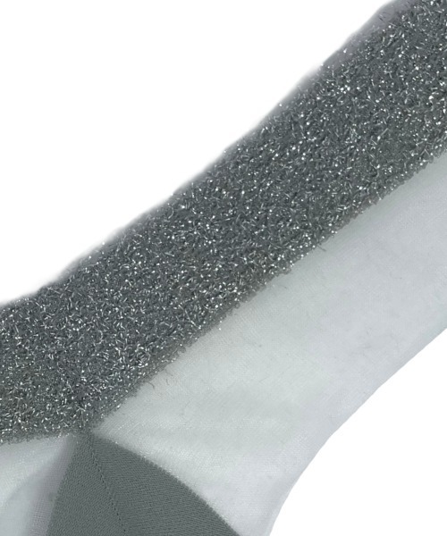 FAKUI(ファクイ)の「GLITTER FRINGE SEE-THROUGH SOCKS / ラメフリンジシースルーソックス(ソックス/靴下・レディース・ゴールド/シルバー/ブルー・22.0~24.0cm)」の4枚目の写真