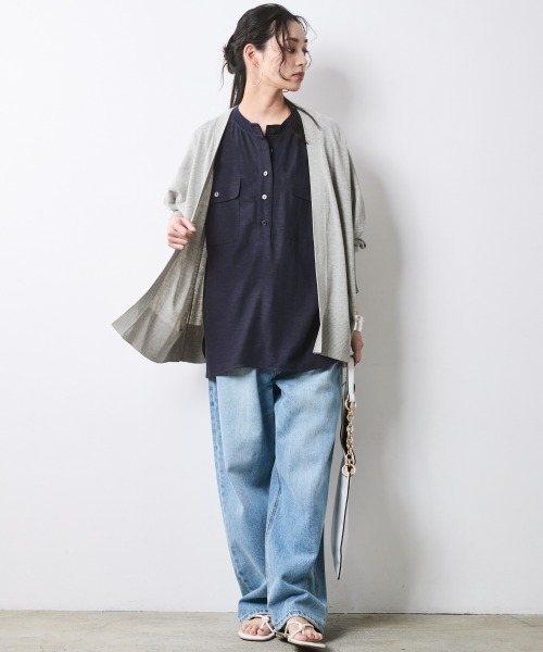 CHIC STYLE(シックスタイル)の「【セットアップ対応】衿リブハーフスリーブブラウス<大きいサイズ有>シックスタイル(シャツ/ブラウス・レディース・ネイビー/オフホワイト/モカ・3L/LL/L/M/5L/4L)」の12枚目の写真