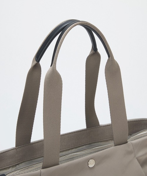 Breath TOPKAPI(ブレストプカピ)の「【Breath TOPKAPI】SLANT スラント ナイロン ユーティリティ トートバッグ A4 / 軽量(トートバッグ・レディース・ブラック/グレー/ブラウン・FREE)」の10枚目の写真