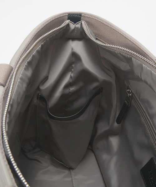 Breath TOPKAPI(ブレストプカピ)の「【Breath TOPKAPI】SLANT スラント ナイロン ユーティリティ トートバッグ A4 / 軽量(トートバッグ・レディース・ブラック/グレー/ブラウン・FREE)」の20枚目の写真