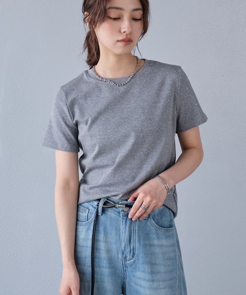 murea(ミュレア)の「クロップド丈ラインストーン半袖Tシャツ(Tシャツ/カットソー・レディース・ホワイト/ブラック/グレー・FREE)」の4枚目の写真