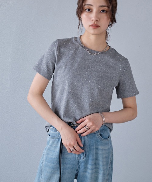 murea(ミュレア)の「クロップド丈ラインストーン半袖Tシャツ(Tシャツ/カットソー・レディース・ホワイト/ブラック/グレー・FREE)」の5枚目の写真