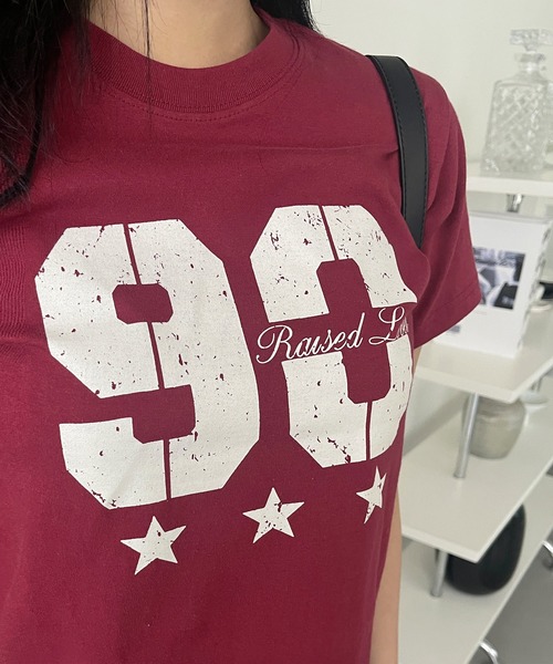 UNE MANSION(ユヌマンション)の「ヴィンテージ風ナンバリングデザインTシャツカットソー(Tシャツ/カットソー・レディース・レッド/ホワイト/ブラック・FREE)」の15枚目の写真