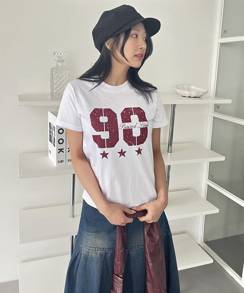 UNE MANSION(ユヌマンション)の「ヴィンテージ風ナンバリングデザインTシャツカットソー(Tシャツ/カットソー・レディース・レッド/ホワイト/ブラック・FREE)」の8枚目の写真