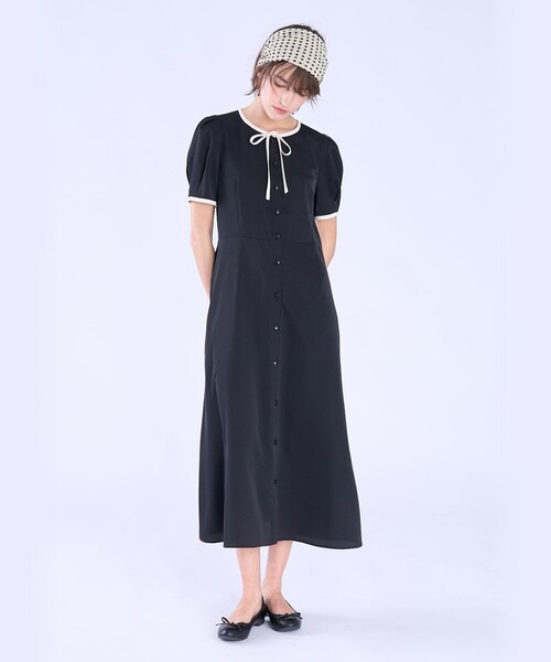 To b. by agnes b.（トゥービーバイアニエスベー）の「WEBスペシャル ポリエステル バイカラー 半袖 ワンピース（ワンピース・レディース・ブラック・40/38/36）」の5枚目の写真