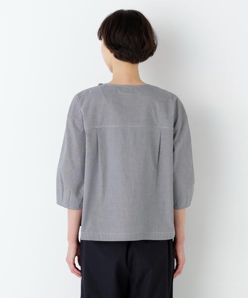 human woman(ヒューマンウーマン)の「◆ウォッシュドタイプライターフリルブラウス(シャツ/ブラウス・レディース・ブルー系その他3/ブラック系その他3・MEDIUM)」の7枚目の写真