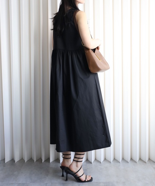 YENNA（イェンナ）の「ボリュームノースリワンピース（ワンピース・レディース・モカ/ブラック/アイボリー・FREE）」の21枚目の写真