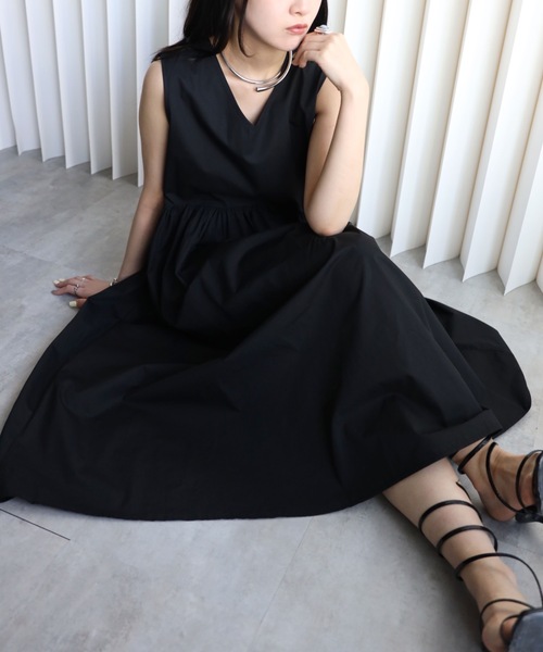 YENNA（イェンナ）の「ボリュームノースリワンピース（ワンピース・レディース・モカ/ブラック/アイボリー・FREE）」の12枚目の写真