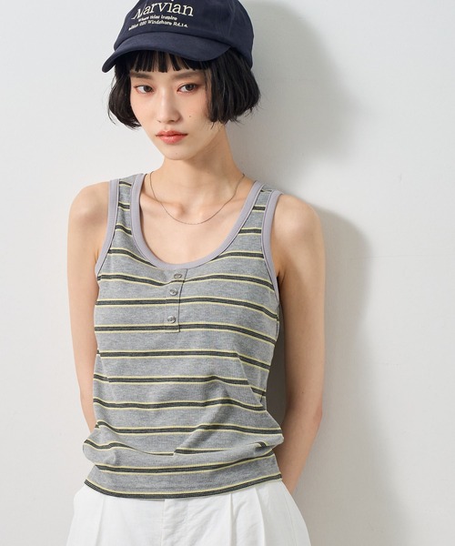 NOGLE(ノグル)の「【NOGLE/ノグル】ボーダーヘンリーネックリブタンクトップ/カップ付き(タンクトップ・レディース・アイボリー/ブラウン/ブルー/グレー・FREE)」の3枚目の写真