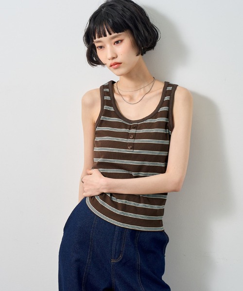 NOGLE(ノグル)の「【NOGLE/ノグル】ボーダーヘンリーネックリブタンクトップ/カップ付き(タンクトップ・レディース・アイボリー/ブラウン/ブルー/グレー・FREE)」の22枚目の写真