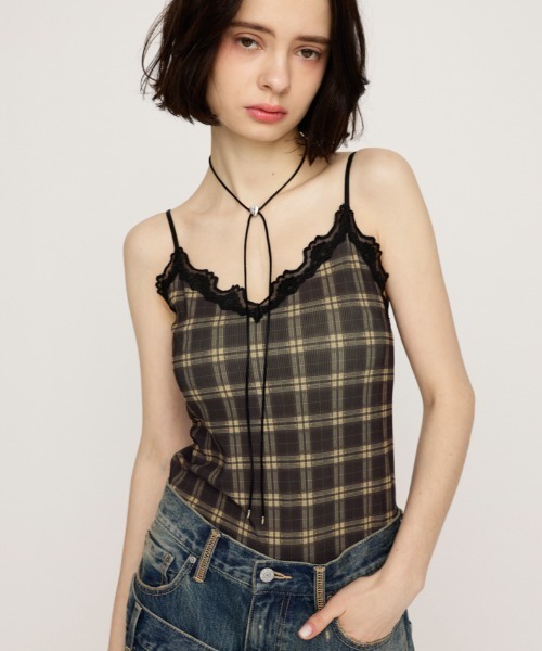SLY(スライ)の「LIMITED ITEM CHECK PRINT LACE CAMI チェックプリントレースキャミ 春服 夏服(キャミソール・レディース・ベージュ系その他/ブラック系その他2・FREE)」の1枚目の写真