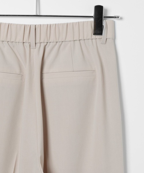 GLOBAL WORK(グローバルワーク)の「ウツクシDRYワイドストレートパンツ/636547(その他パンツ・レディース・チャコールグレー/グレイッシュベージュ/ブラック/ダークブルー/ダークブラウン・S-Long/XX-LARGE/L-Long/LARGE/X-SMALL/MEDIUM/SMALL/M-Long/X-LARGE/XL-Long)」の12枚目の写真