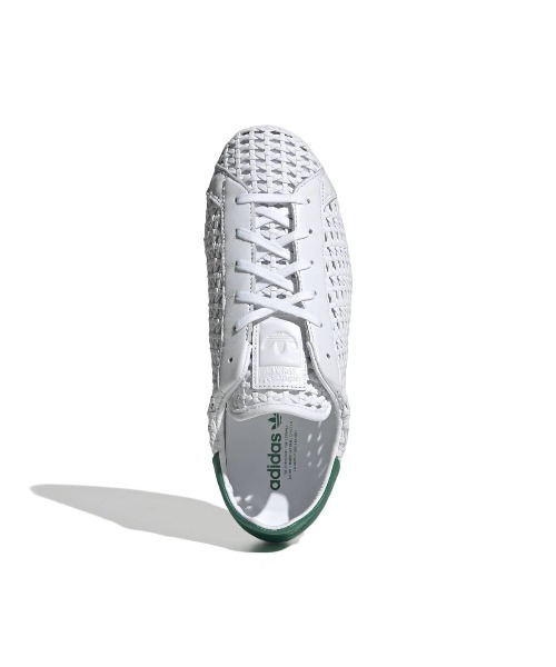 adidas(アディダス)の「adidas originals STAN SMITH LO PRO(アディダスオリジナルス スタンスミス ロープロ)(スニーカー・レディース・ホワイト系/シルバー系・23cm/23.5cm/24cm/24.5cm/25cm)」の6枚目の写真
