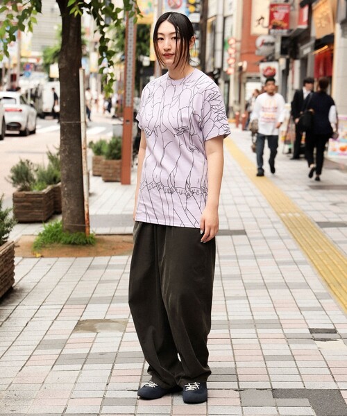 TOKYO CULTUART by BEAMS(トウキョウカルチャートバイビームス)の「水野健一郎 / 仮想世紀エレベーション T-Shirt(Tシャツ/カットソー・レディース・ラベンダー/グリーン系その他・MEDIUM/SMALL/X-LARGE/LARGE)」の6枚目の写真