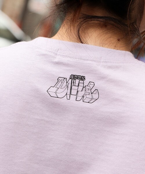 TOKYO CULTUART by BEAMS(トウキョウカルチャートバイビームス)の「水野健一郎 / 仮想世紀エレベーション T-Shirt(Tシャツ/カットソー・レディース・ラベンダー/グリーン系その他・MEDIUM/SMALL/X-LARGE/LARGE)」の8枚目の写真