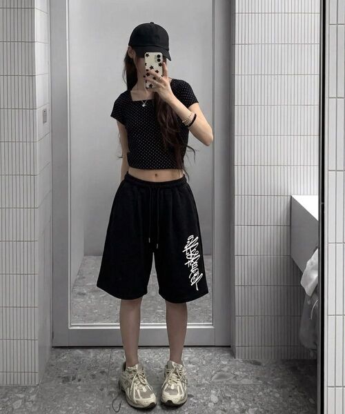 ARTISTWEAR（アーティストウェア）の「[ATW] オートグラフバミューダパンツ - 2COLOR（その他パンツ・レディース・グレー/ブラック・X-LARGE/LARGE/MEDIUM/4XL）」の16枚目の写真