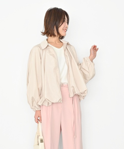 Ehre style(エーレスタイル)の「綺麗め好きへ 艶で格上げ バルーンブルゾン(ブルゾン・レディース・アイボリー/ブラック/カーキ・FREE)」の4枚目の写真